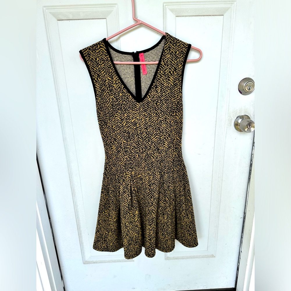 Eight Sixty Metallic Gold Skater Knit Dress size Medium